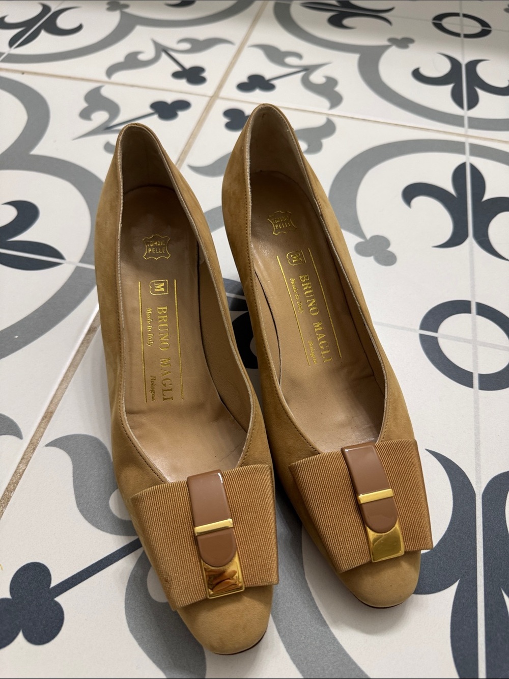 Bruno Magli Tan Suede Bow-Accent Mid-Heel Pumps